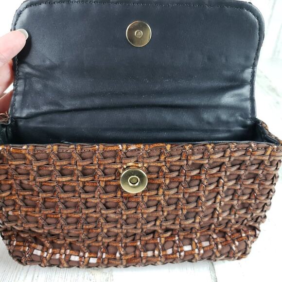 Jenny & The Boys Brown Woven Fold-Over Shoulder Bag Women's Purse - Picture 8 of 10